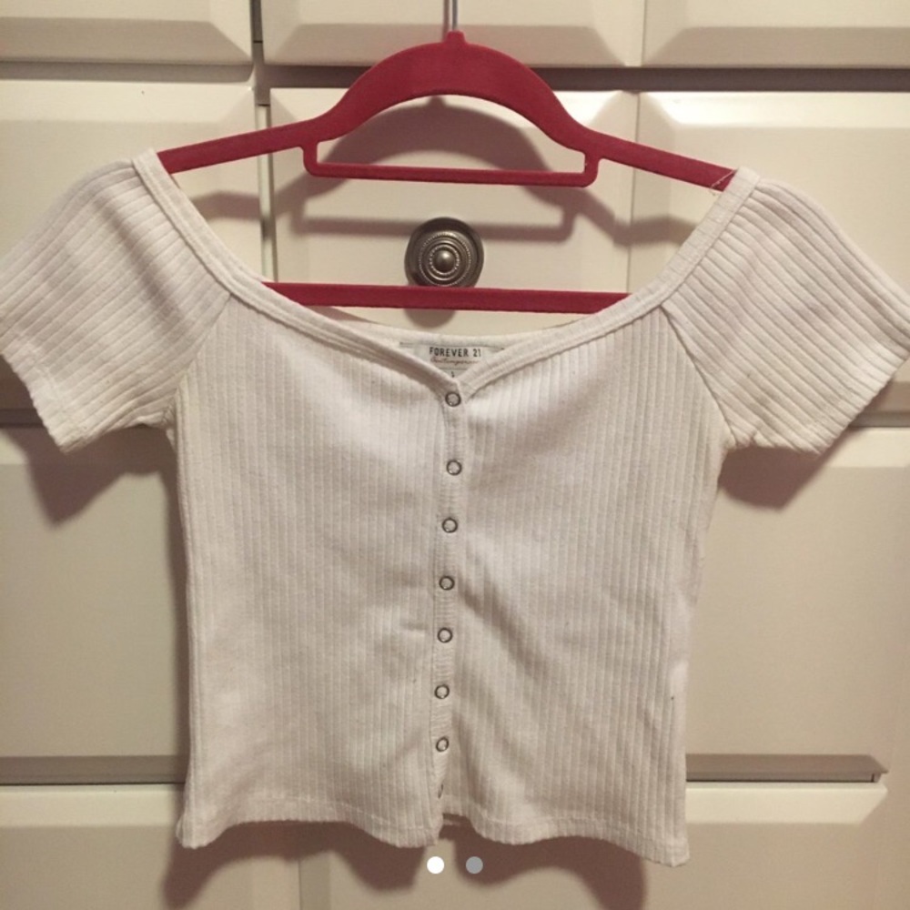 White top/ kinda cropped